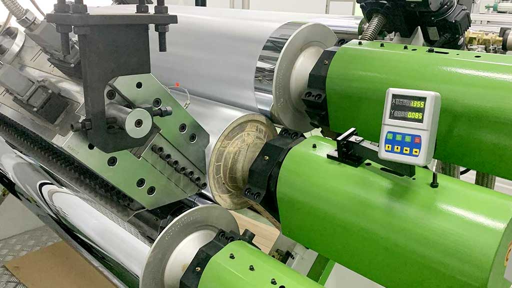 Extruding & Molding